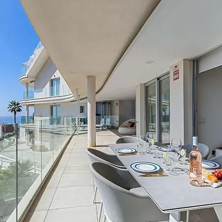 شقة Amazing Ocean View - Higueron فوينخيرولا