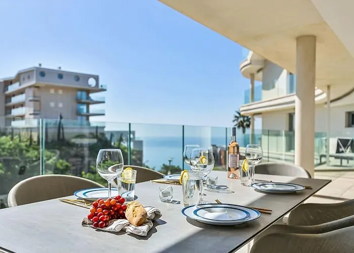 Amazing Ocean View - Higueron Apartment